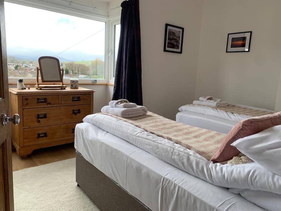 Вилла Mountain Views In The Heart Of Brecon Town Экстерьер фото